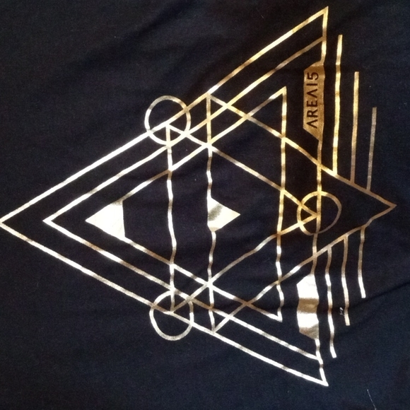 Area 15 women's oversized flowy size XL tank - Picture 2 of 4